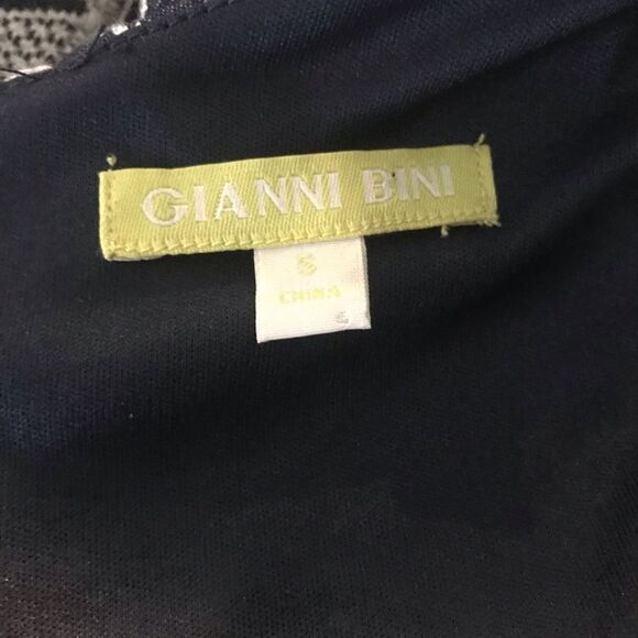 Gianni Bini Geometric Blue & White Romper Women's Size Small One-Piece Cut-out - Picture 7 of 10